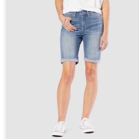 Levis Denizen Bermuda Jean Shorts 